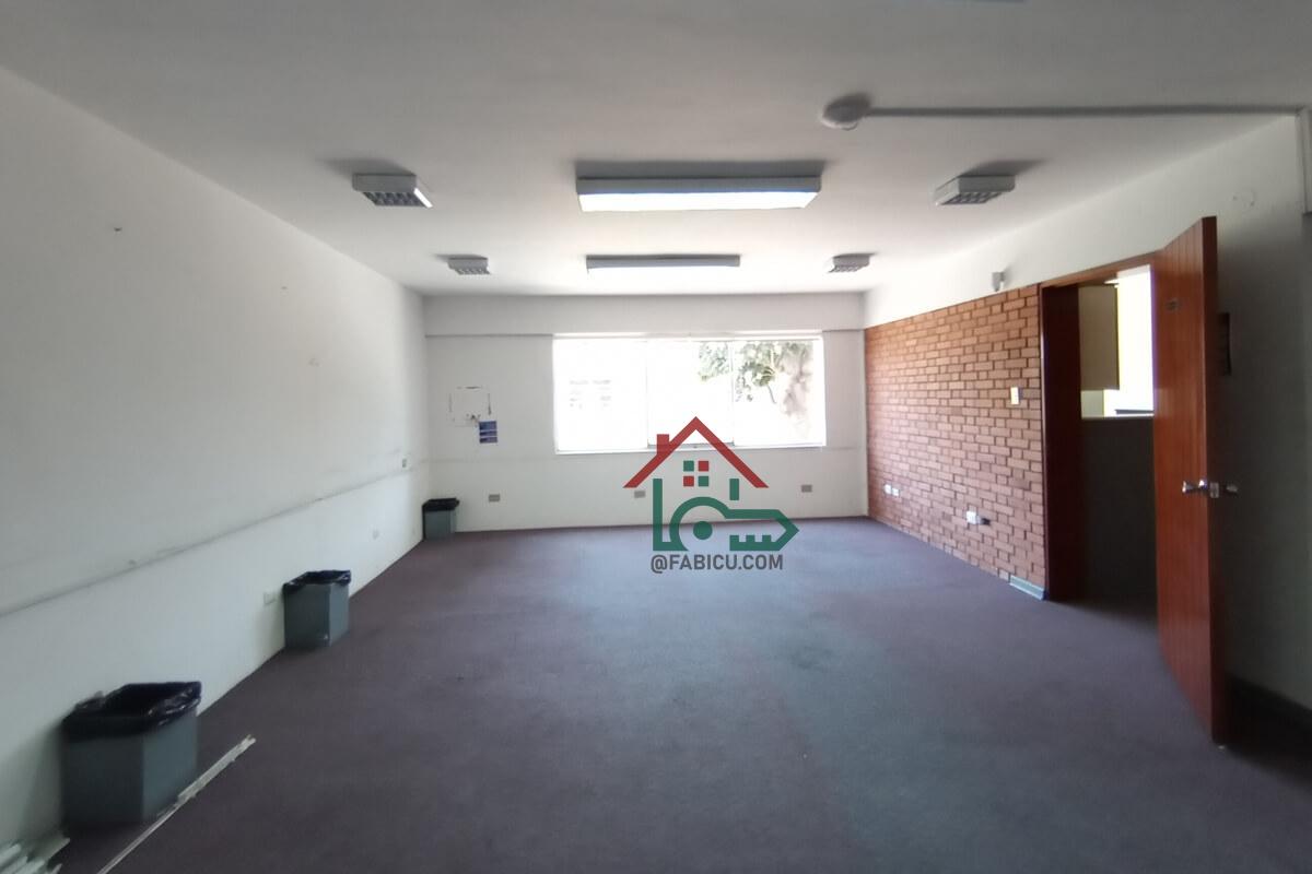 f10005-venta-oficina-san-isidro 06