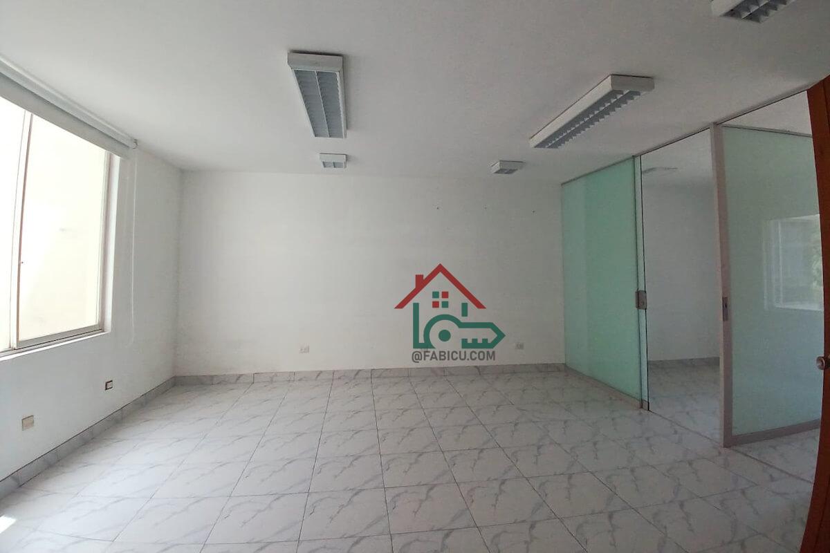 f10071-alquiler-oficina-san-isidro 11