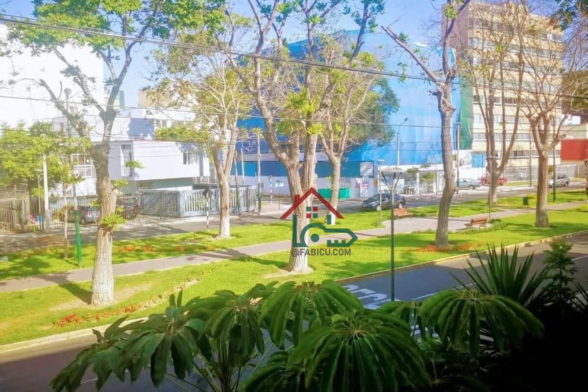 f10079-alquiler-departamento-san-isidro 06