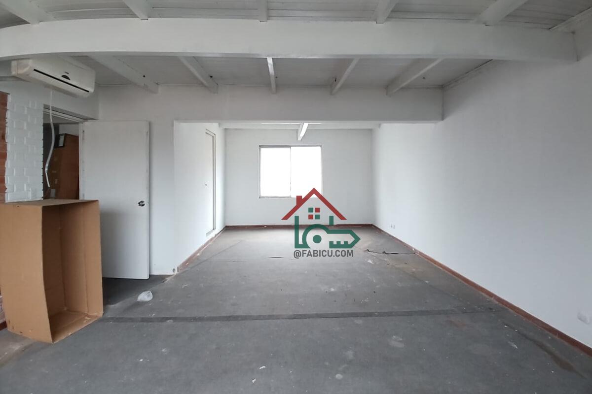 f10081-alquiler-oficina-san-isidro 06