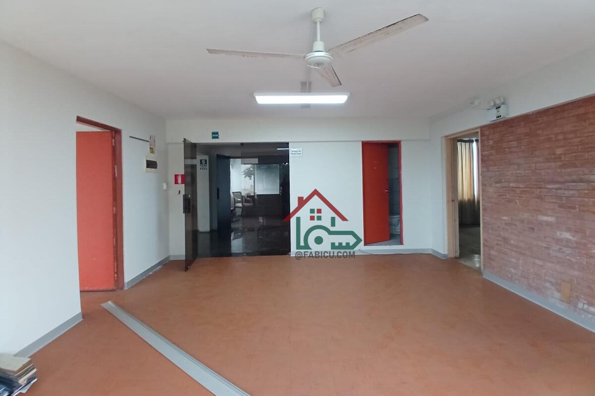 f10081-alquiler-oficina-san-isidro 11