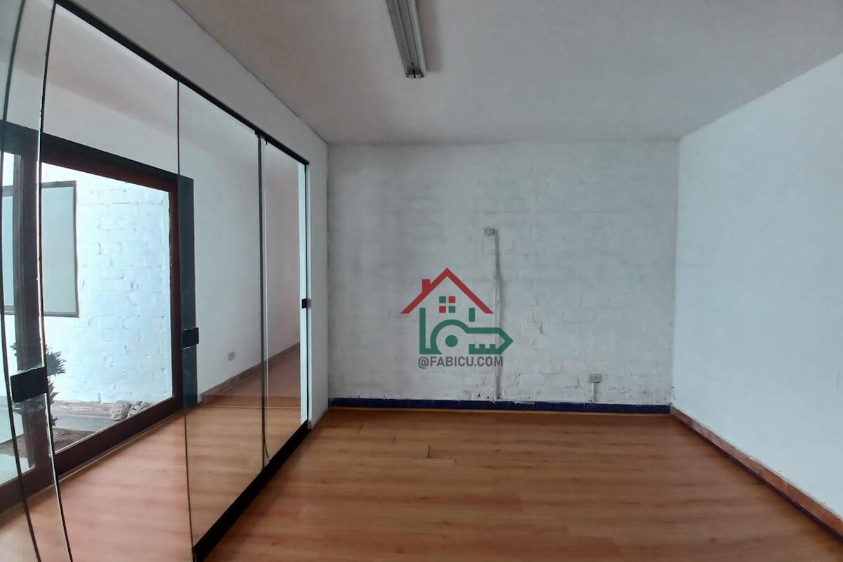f10083-alquiler-casa-santiago-de-surco 05