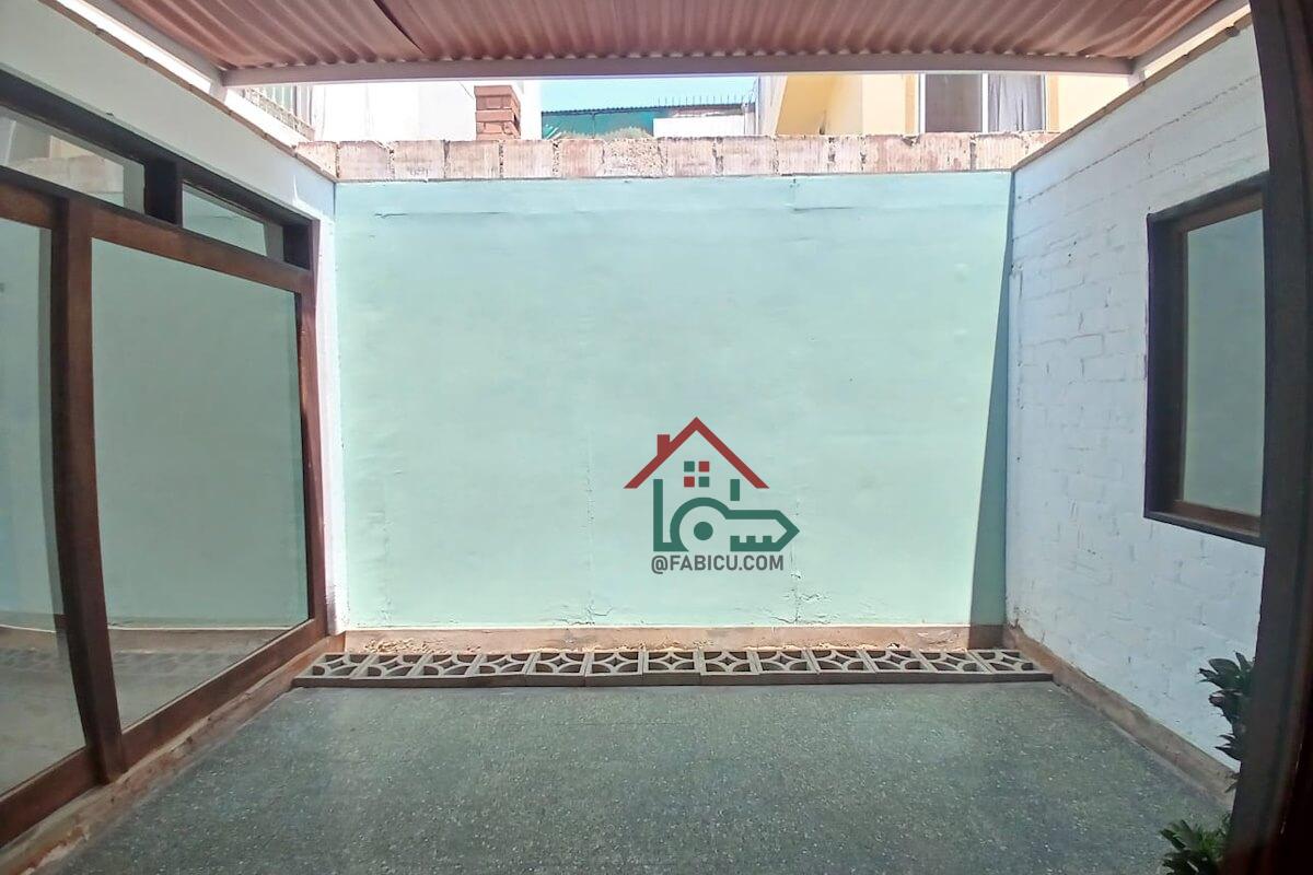 f10083-alquiler-casa-santiago-de-surco 06