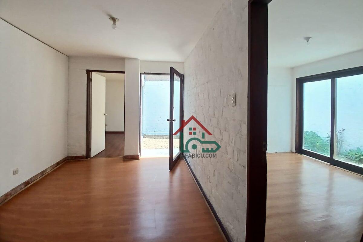 f10083-alquiler-casa-santiago-de-surco 09